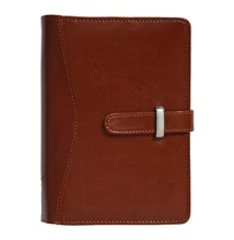 Gyűrűs kalendárium SATURNUS L437 fehér lapos cseresznye műbőr 2026.