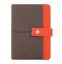 Gyűrűs kalendárium SATURNUS S426 fehér lapos szürke-narancs műbőr 2025.