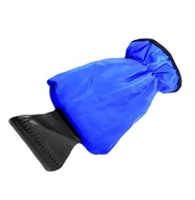 Jégkaparó kesztyűs